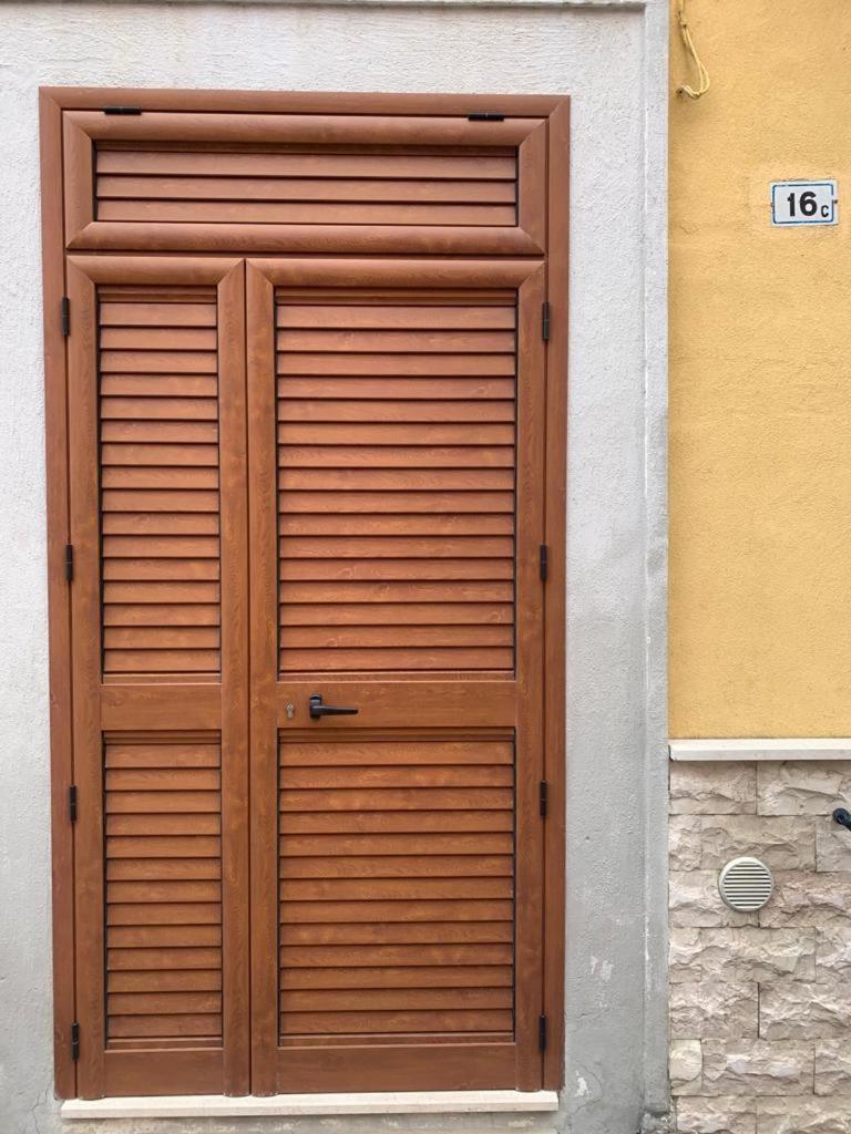 Casa Sul Porto Imbarco Tremiti Appartement Termoli Buitenkant foto